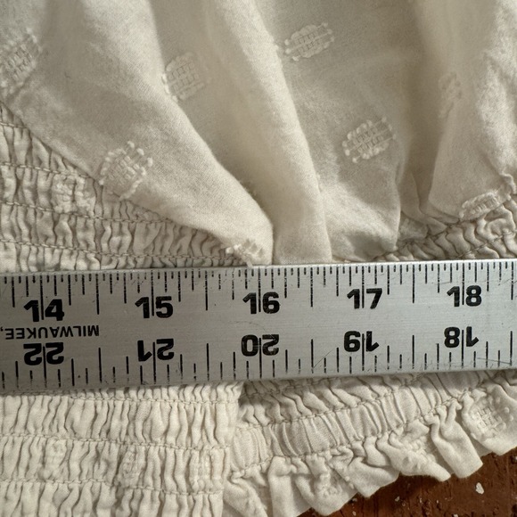 American Eagle Baby Doll Cream Smocked Eyelet Puff Sleeve Tiered‎ Mini Dress M - Picture 10 of 16